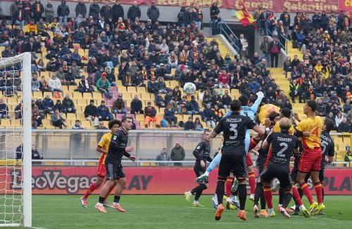 Emil Audero Tampil Penuh, Cremonese Takluk 1-2 dari Lecce di Serie A