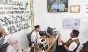 Tunaikan Zakat Fitrah di BAZNAS Sumsel, Gubernur Herman Deru: Ingat Zakat, BAZNAS Sumsel Pilihanku