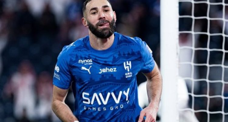 Benzema Cetak Brace, Al Hilal Pesta 4-0 atas Al Najma di Liga Pro Saudi