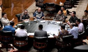 Prabowo Gelar Rapat Terbatas di Hambalang, Bahas Kampus STEM hingga Persiapan Mudik Lebaran