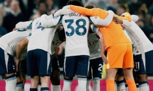 Crystal Palace Bangkit! Tekuk 10 Pemain Tottenham 3-1 di London