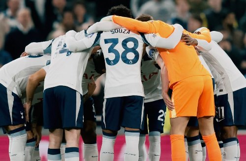 Crystal Palace Bangkit! Tekuk 10 Pemain Tottenham 3-1 di London