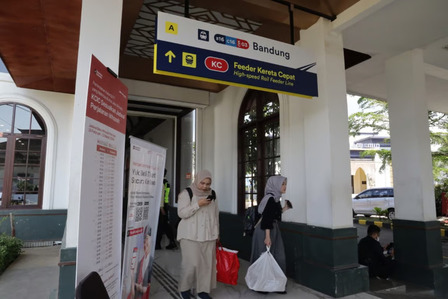 Stasiun Bandung Tingkatkan Pelayanan, Akses Penumpang KA Feeder Whoosh Dipusatkan ke Sisi Utara Stasiun. Foto : viralsumsel.com