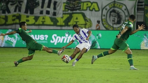Persib Bandung Ditahan Persebaya 2-2, Marc Klok: Kami Kehilangan Dua Poin