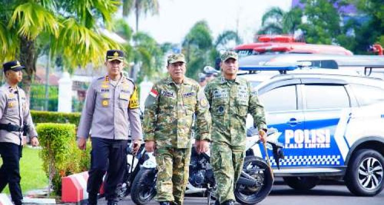 Pastikan Mudik Aman, Bupati Muba Pimpin Apel Gelar Pasukan Operasi Ketupat Musi 2026