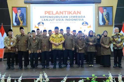 Gubernur Herman Deru Kukuhkan Kepengurusan LLI Sumsel, Dorong Peran Aktif Lansia dalam Pembangunan