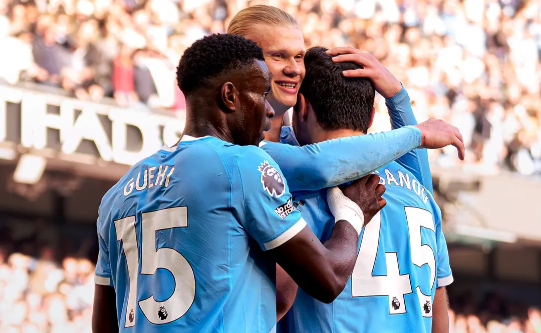 Arsenal Masih di Puncak, City Hidupkan Asa Juara