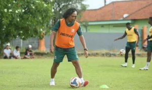 Hariono Deltras FC, asisten pelatih Deltras, Pegadaian Championship 2025, cedera Hariono, Persib Bandung legenda