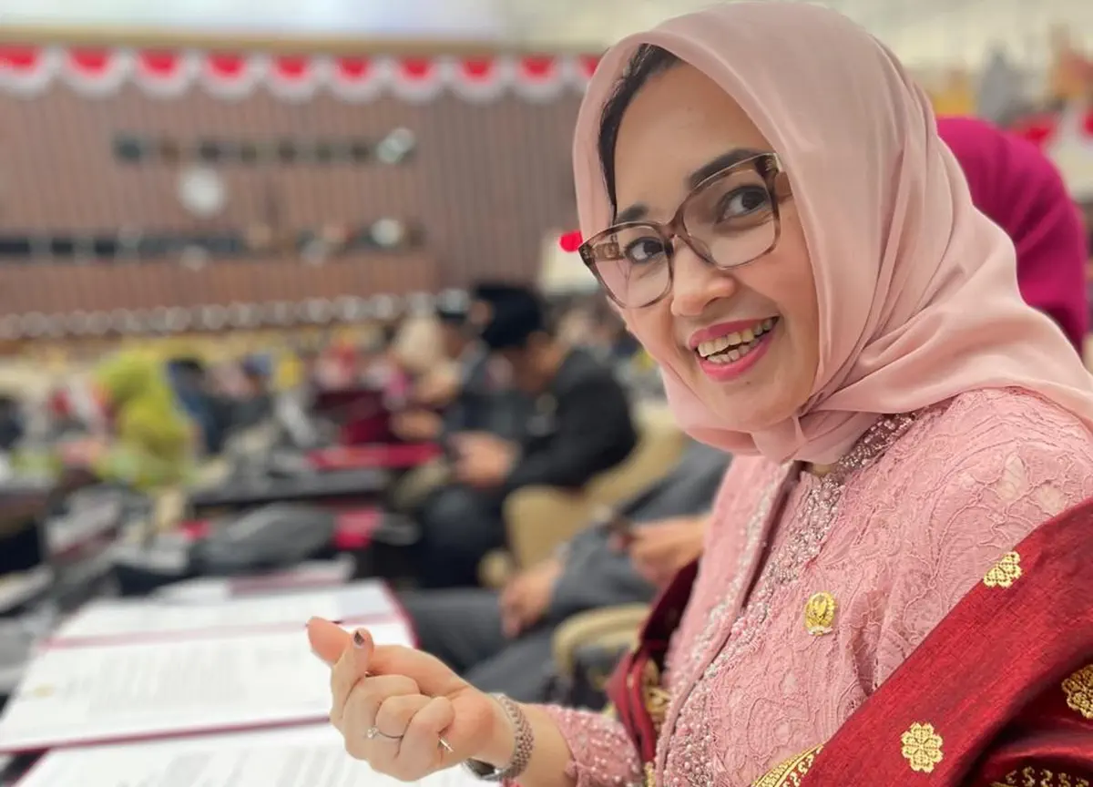 Peringatan Hari Kartini, Senator Hj Eva Susanti S.E, M.M Dorong Perempuan Sumsel Jadi Agen Perubahan