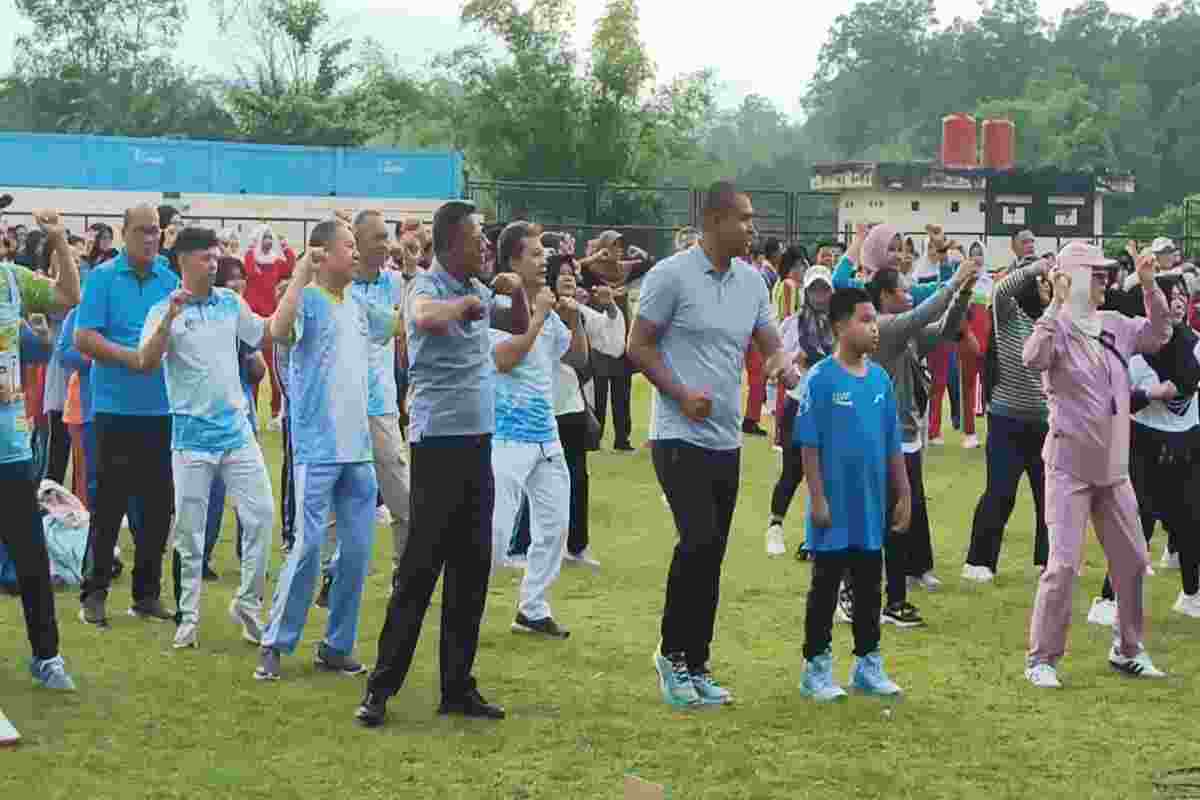 Senam Sehat Pemerintah Kota Prabumulih Bersama Masyarakat Dan Semarak Bola Gembira Sambut Piala Dunia 2026