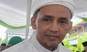 HAJI: ANTARA KEWAJIBAN ILAHI, TRADISI GELAR, DAN HIKMAH YANG TERLUPAKAN
