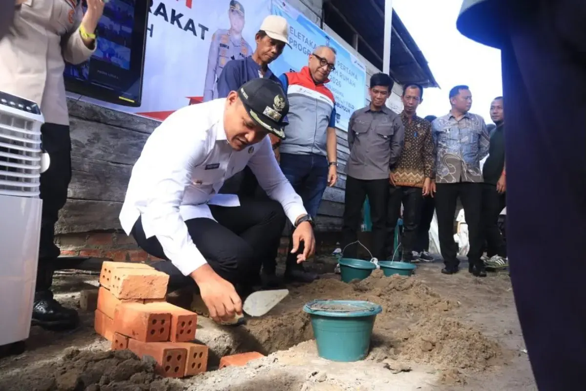 Wakil Wali Kota Prabumulih Hadiri Peletakan Batu Pertama Bedah Rumah dalam Rangka Hari Bhayangkara ke-80