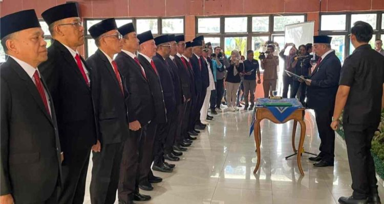 Izromaita Resmi Jabat Sekda, Bupati Lahat Lantik Sejumlah Pejabat dan Tekankan Kinerja Nyata