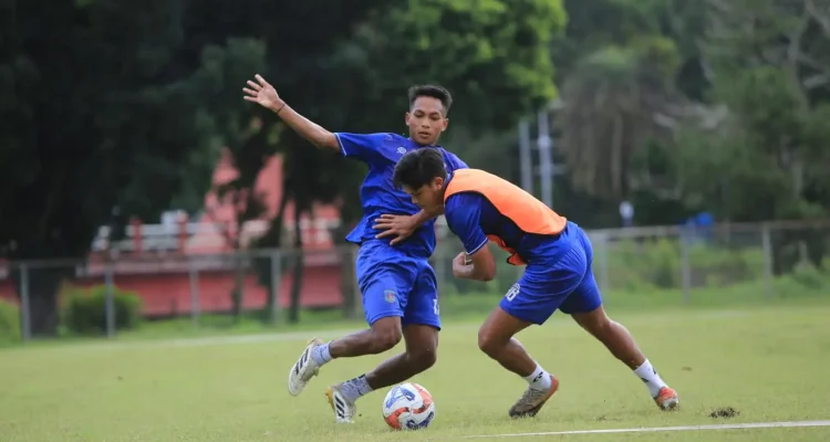 Nilmaizar Tetap Bidik Kemenangan, Sumsel United Fokus Mental Hadapi PSPS Pekanbaru