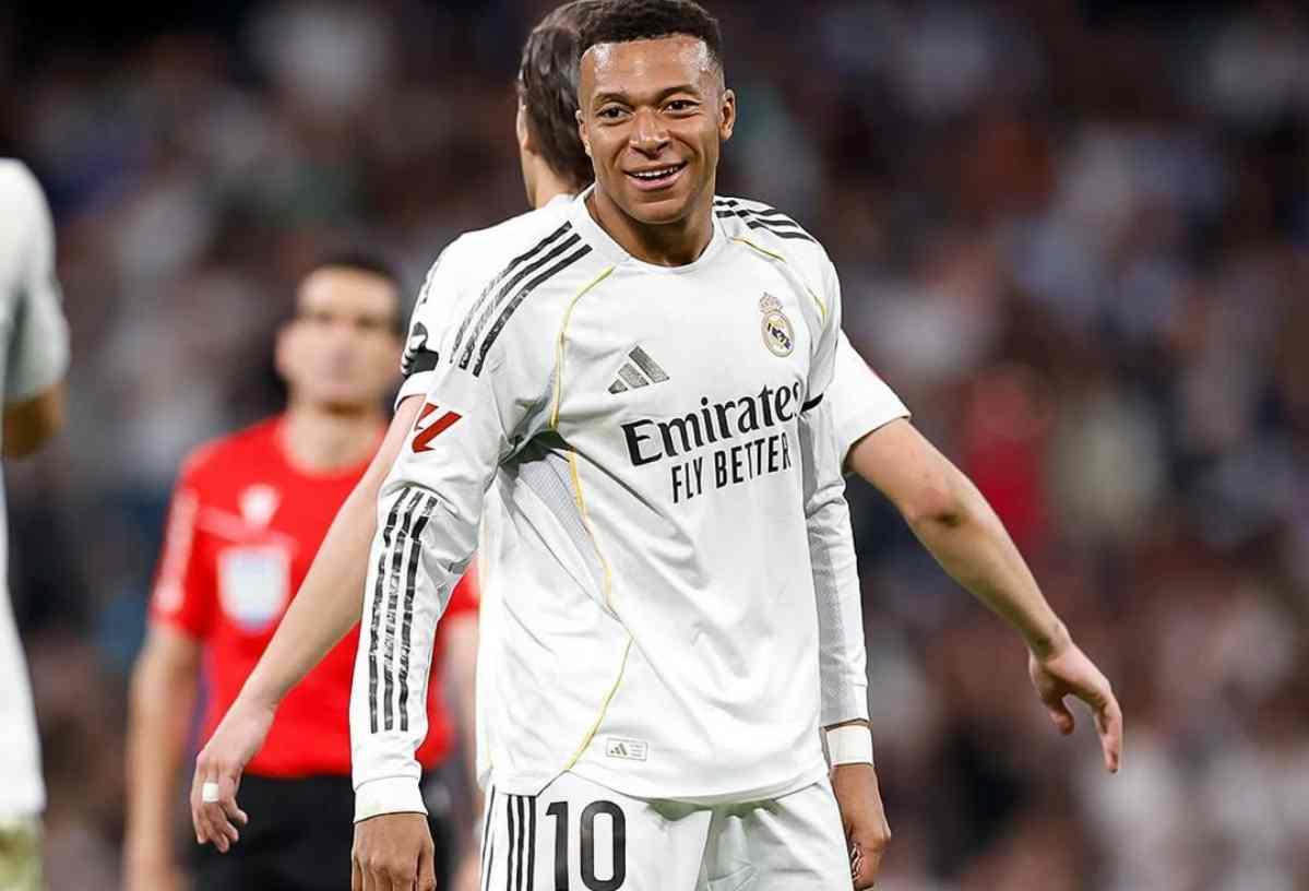 Real Madrid Tekuk Alaves 2-1, Terus Tempel Barcelona di Puncak