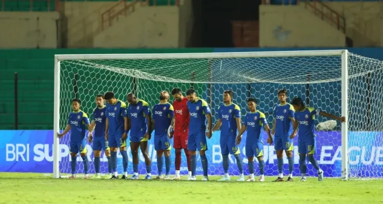 Arema FC Waspadai Ketajaman PSIM, Marcos Santos Soroti Rapuhnya Lini Pertahanan