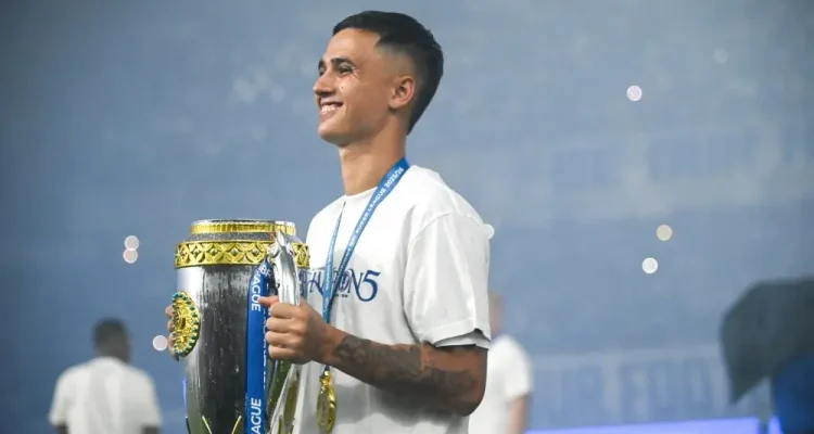 Gelar-Pertama-Bagi-Eliano-Reijnders-1779597383 Eliano Reijnders Kagum Atmosfer Bobotoh, Persib Bandung Rayakan Gelar Juara BRI Super League 2025/26