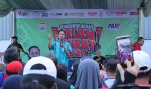 Semarak HUT Palembang, Ratu Dewa Resmi Buka Roadshow Jalan Sehat PALTV, Ribuan Warga Membludak