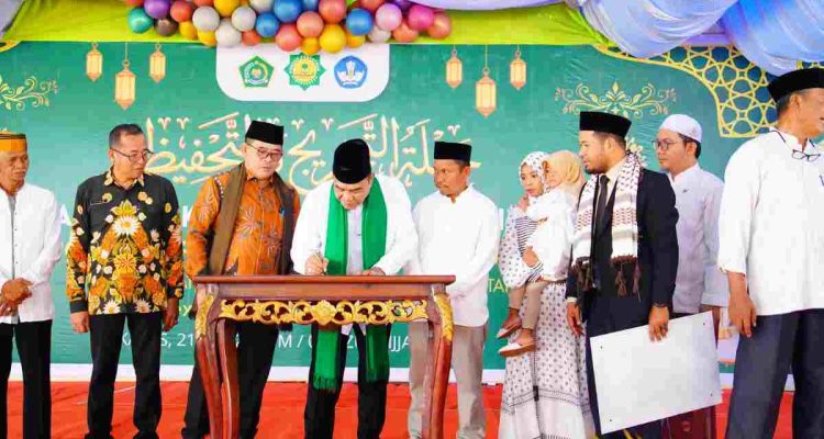 Bupati Toha Hadiri Haflah Tahfizh Al-Mubarokah, Tegaskan Komitmen Cetak Generasi Qur’ani di Muba