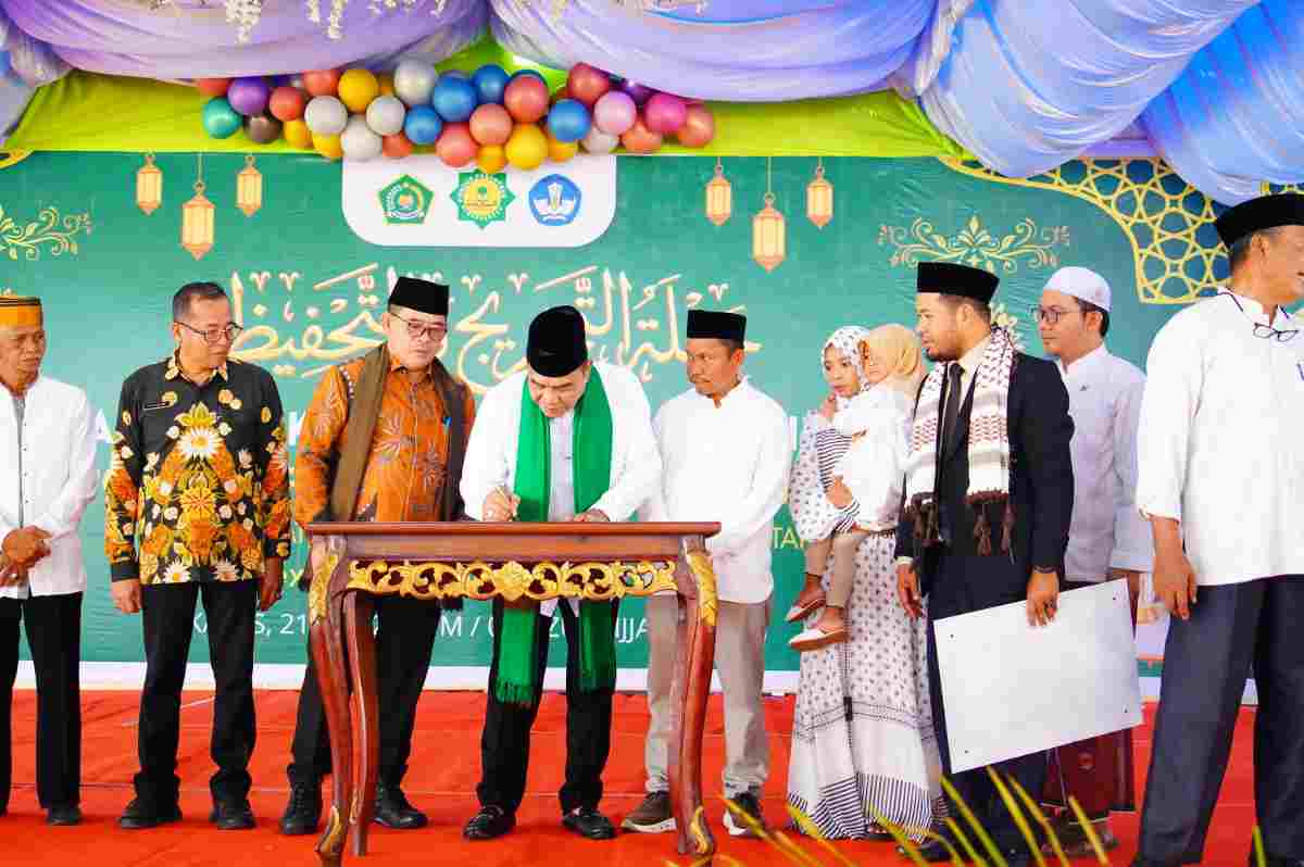 Bupati Toha Hadiri Haflah Tahfizh Al-Mubarokah, Tegaskan Komitmen Cetak Generasi Qur’ani di Muba