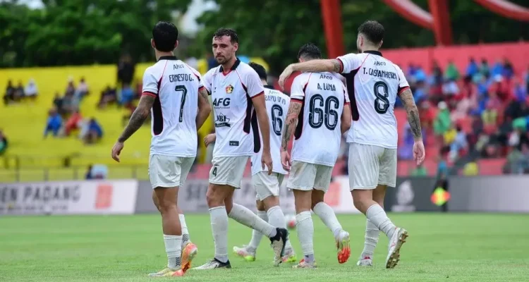 Persik Kediri Bidik Kemenangan atas Persija di Laga Kandang Terakhir Musim Ini