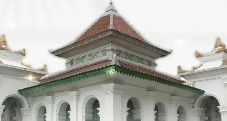 Panitia Masjid Agung Sultan Mahmud Badaruddin Jayo Wikramo Siapkan 2.000 Kupon Daging Kurban, Jembatan Ampera Ditutup Saat Shalat Idul Adha 2026
