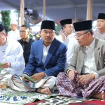 Ratu Dewa dan Prima Salam Salat Iduladha Bersama Ribuan Jemaah di Masjid Agung Palembang, Ajak Warga Maknai Pengorbanan