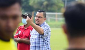 Dr H Hendri Zainuddin Mencuat di Bursa Ketua PSSI Sumsel 2026