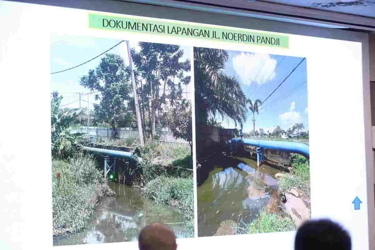 Gubernur Herman Deru Pimpin Rakor Penanganan Banjir, Instruksikan Pembentukan Satgas hingga Perbaikan 21 Gorong-gorong Tertusuk Tiang LRT