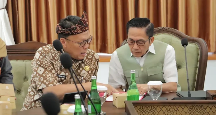 Ratu Dewa Jajaki Kerja Sama dengan Belanda untuk Atasi Banjir di Palembang