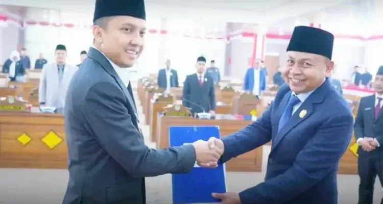 DPRD Ogan Ilir Resmi Serahkan “Rapor” Kinerja Bupati 2025