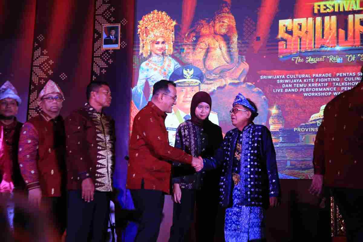 Wagub Sumsel Cik Ujang Ajak Masyarakat Jadikan Festival Sriwijaya Momentum Kebangkitan Budaya Daerah