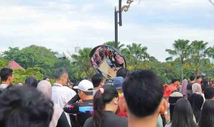 Antusiasme Warga Padati CFD Palembang, Flying Fox Gratis dari Damkar Jadi Magnet Baru Keluarga