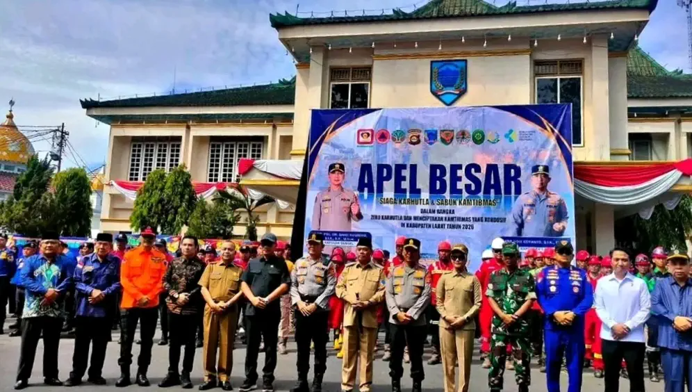 Bursah Zarnubi dan Kapolda Sumsel Pimpin Apel Besar Kesiapsiagaan Karhutla dan Sabuk Kamtibmas 2026