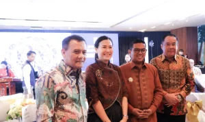 Wagub Cik Ujang Promosikan Potensi Investasi Sumsel di Jamuan Pertukaran Tokoh Politik dan Bisnis Tiongkok–Indonesia Wagub Cik Ujang Promosikan Potensi Investasi Sumsel di Jamuan Pertukaran Tokoh Politik dan Bisnis Tiongkok–Indonesia