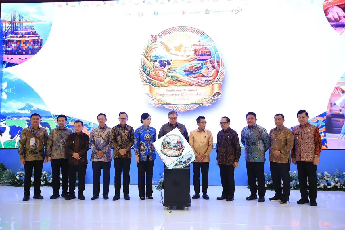 Herman Deru Jadi Satu-Satunya Gubernur dari Sumatera yang Tampil sebagai Pembicara pada Konferensi Nasional Ekonomi Daerah OJK