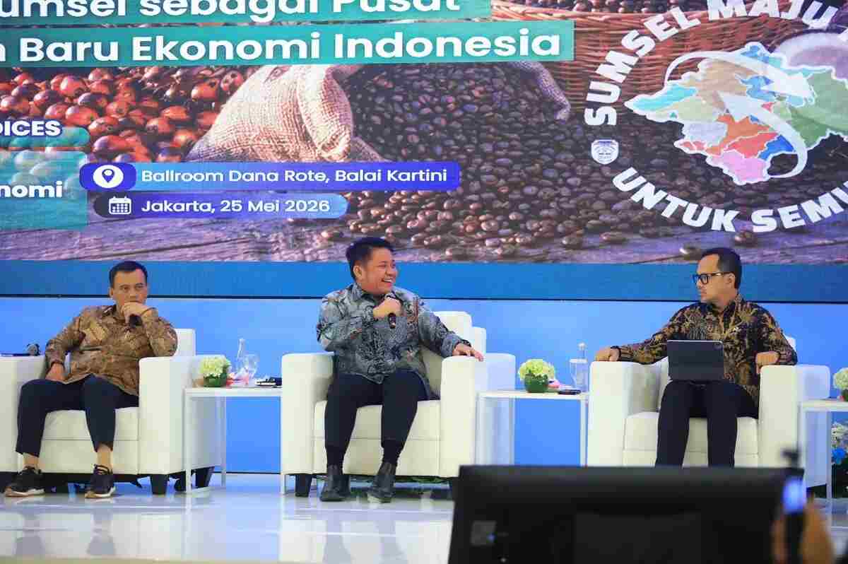 Herman Deru Jadi Satu-Satunya Gubernur dari Sumatera yang Tampil sebagai Pembicara pada Konferensi Nasional Ekonomi Daerah OJK