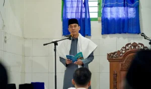 H. Muchendi Rayakan Idul Adha Bersama Warga Lempuing Jaya H. Muchendi Rayakan Idul Adha Bersama Warga Lempuing Jaya