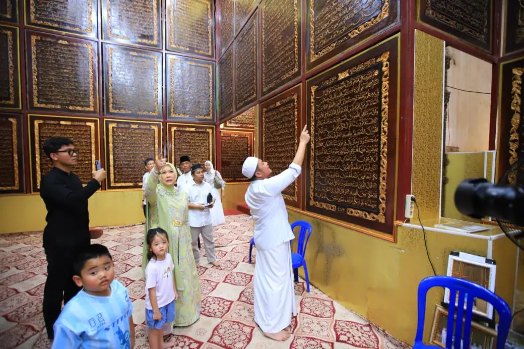 Gubernur Herman Deru Serahkan Hewan Kurban, Ziarah Keluarga hingga Kunjungi Wisata Religi Al Quran Raksasa di Hari Raya Idul Adha