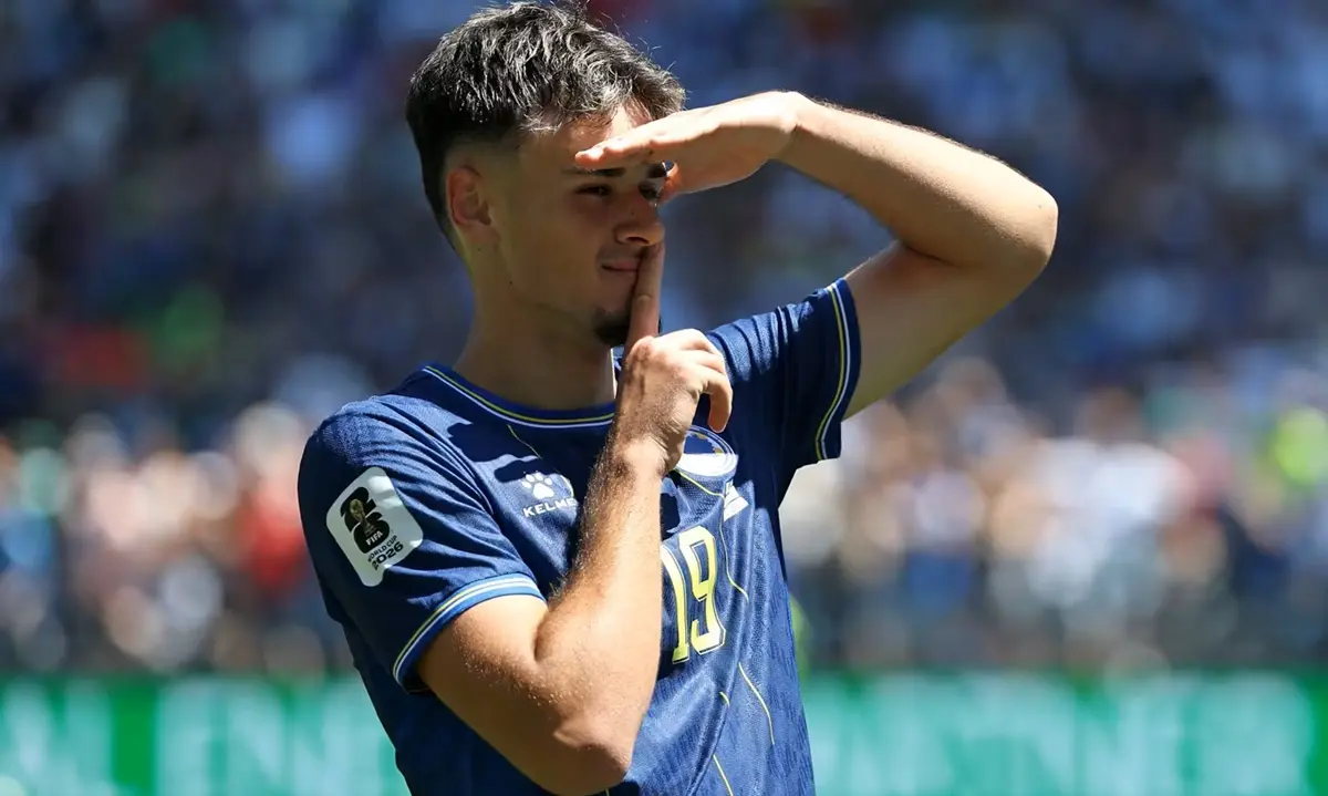 Alajbegovic Cetak Gol Spektakuler, Bosnia Tumbangkan Qatar 3-1 dan Jaga Asa Lolos