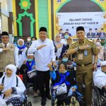 Wagub Cik Ujang Sambut Kepulangan 443 Jemaah Haji Kloter Pertama Embarkasi Palembang, Harap Jadi Teladan di Tengah Masyarakat