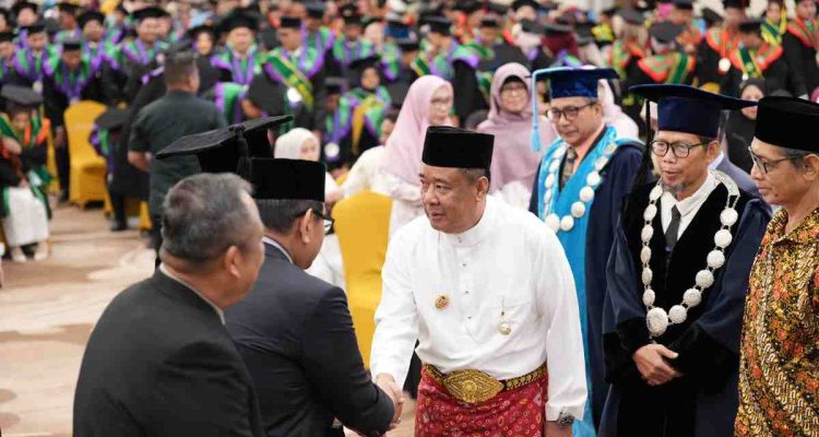 Wagub Cik Ujang Hadiri Wisuda ke-80 dan Milad ke-47 UMP, Dorong Perguruan Tinggi Cetak SDM Unggul Menuju Indonesia Emas 2045
