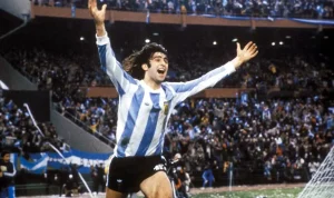 Dari Mario Kempes hingga Frans Putros, Inilah Deretan Bintang Piala Dunia yang Pernah Meramaikan Liga Indonesia