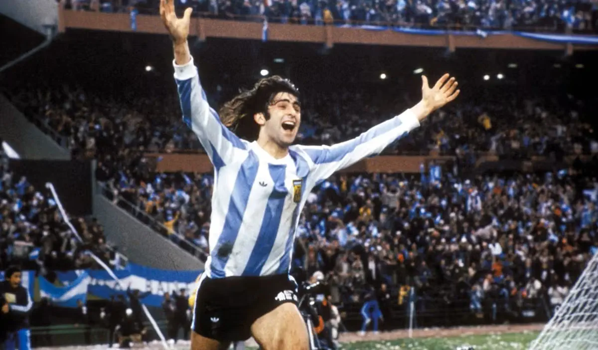 Dari Mario Kempes hingga Frans Putros, Inilah Deretan Bintang Piala Dunia yang Pernah Meramaikan Liga Indonesia