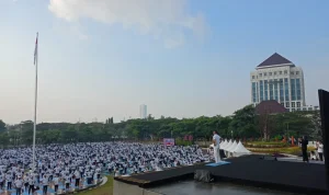 Unesa Pecahkan Rekor MURI, Libatkan 150 Disabilitas dalam Yoga Massal Terbesar di Indonesia