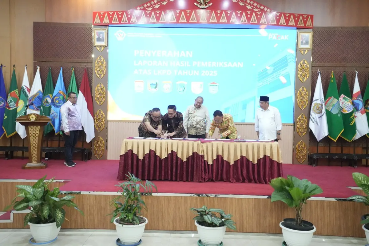 Kota Palembang kembali meraih opini WTP atas LKPD Tahun Anggaran 2025. Wali Kota Ratu Dewa menegaskan komitmen memperkuat tata kelola keuangan yang bersih, transparan, dan akuntabel