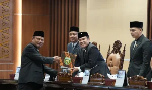 Rapat Paripurna XXXV DPRD Provinsi Sumsel Membahas Penyampaian Laporan Hasil Kerja Pansus Perkebunan DPRD Provinsi Sumsel