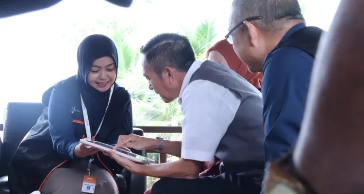 Sensus Ekonomi 2026 Resmi Diluncurkan di Palembang, Wali Kota Ratu Dewa Jadi Responden Pertama