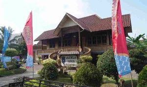 Bupati Muchendi Dorong Rumah Adat OKI Jadi Pusat Budaya, UMKM dan Ekonomi Kreatif di Sumsel