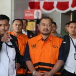 Bupati Pemalang Anom Widiyantoro Resmi Ditahan KPK, Sampaikan Permintaan Maaf Usai OTT